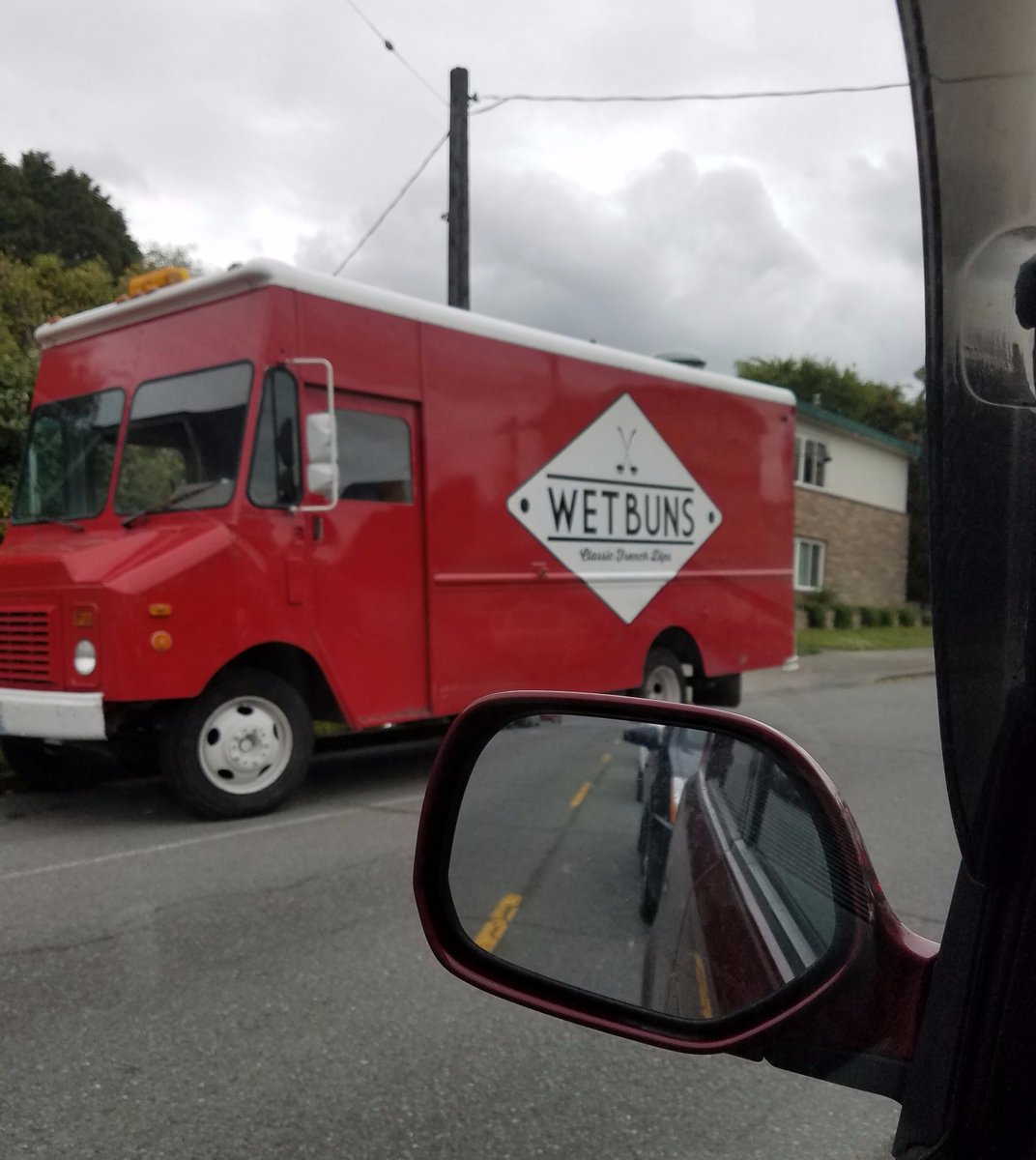 olaaaa's tweet photo. @jonwurster spotted two new Newbridge businesses today https://t.co/OuwRPvzn1n