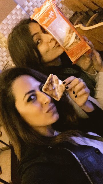 Que empiece ya @SalveseQuienOk que si no nos bajamos las hojaldradas!! <a href="/Marienconene/">MarienCaballeroGalvé</a>