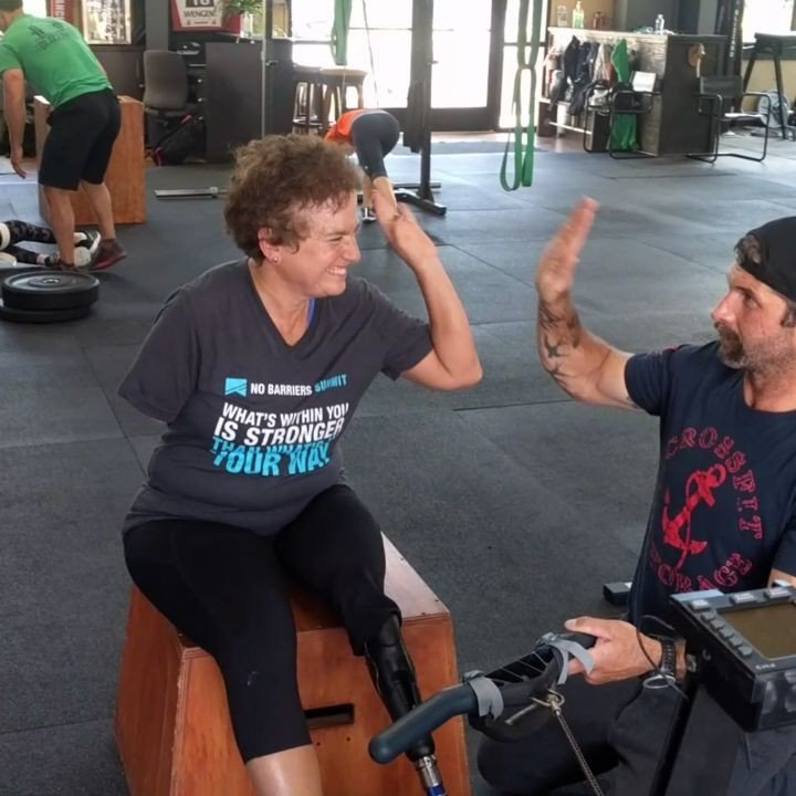 MaxFConserva's tweet photo. Coach @coachtmud working with Susan at the GoodLeg Adaptive CrossFit clinic at the @nobarriersusa summit. #SummitW… https://t.co/aBRS0QdDQY https://t.co/IRFKYkuuUj