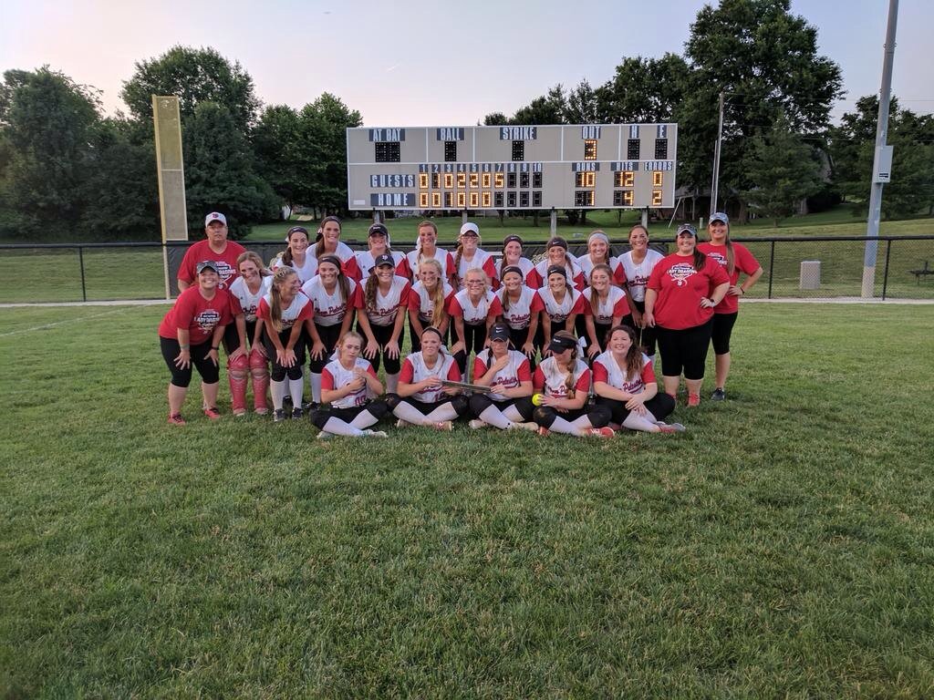 NPHSDragons's tweet photo. SB: Dragons are semistate champs with 10-1 win over Evansville Memorial. Congrats Dragons! https://t.co/HX4ssAghRW