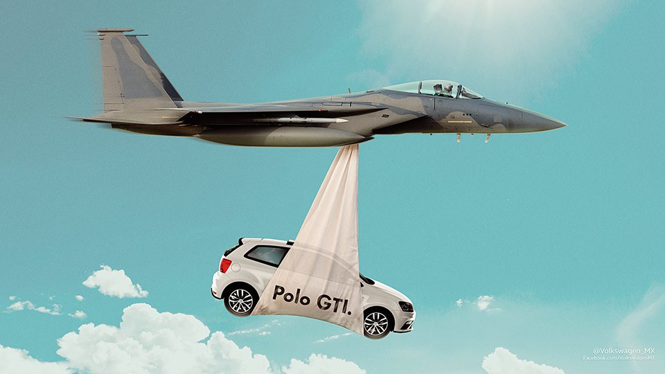 Volkswagen_MX's tweet photo. Con tanta potencia, no lo podía traer una cigüeña. Polo GTI. Potente de nacimiento. https://t.co/DgG31MtPcd https://t.co/UW1p4EdxBa