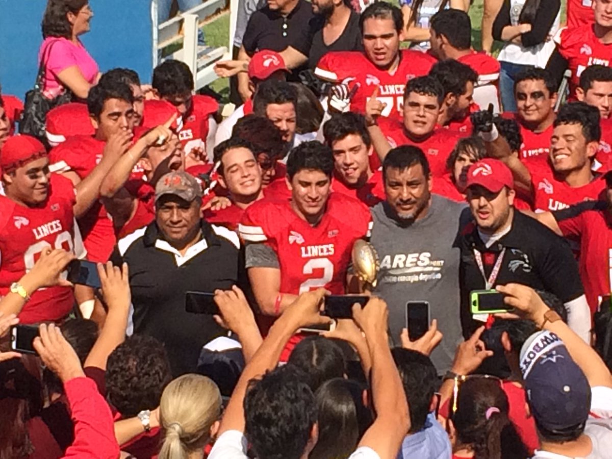 gradatrc's tweet photo. Los Linces de la UVM Campus Torreón, son campeones 🏆en la categoría Intermedia de la #COEFAL al imponerse a los Borregos Laguna 20-14. https://t.co/dxNXaXyvdq