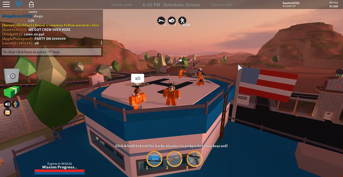 Robloxhave42's tweet image. We Got The Crew Waiting For The Helicopter. #Jailbreak,
#Teamwork, #Amazing.
