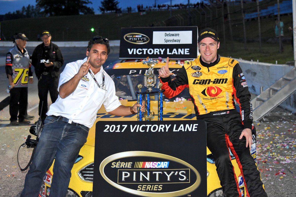 gofas32's tweet image. It's a victory 🏁🙌🏼🇨🇦 #FastEddie250 #NASCARPintys