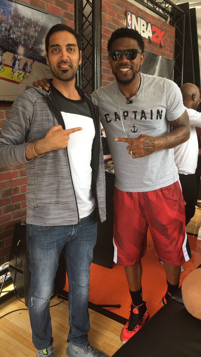 Ronnie2K's tweet photo. Was blast to play against @ThisIsUD. Guys have to watch our #NBA2K17 game on https://t.co/YK5VnOwCm5 https://t.co/EMLoV0MAWK