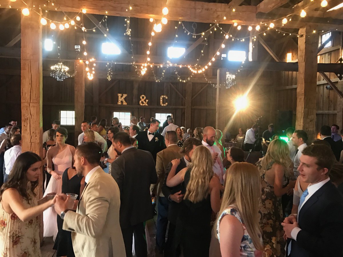 MikeAnthonyEnt's tweet image. K &amp;amp; C what a beautiful wedding! #weddingseason #Dance #mikeanthonyentertainment