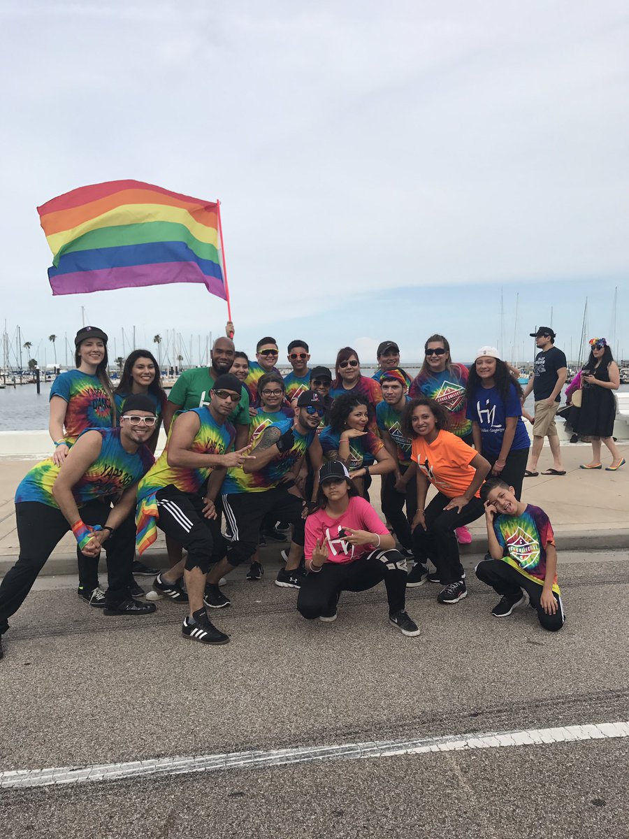 jenni_xvx's tweet photo. Today was dope #pride2017 #pridecc https://t.co/6svm4x1on2