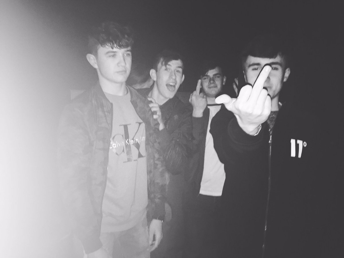 ryan_king15's tweet photo. @Tiernan_Butler happy birthday hansum x https://t.co/DE2blooAjq