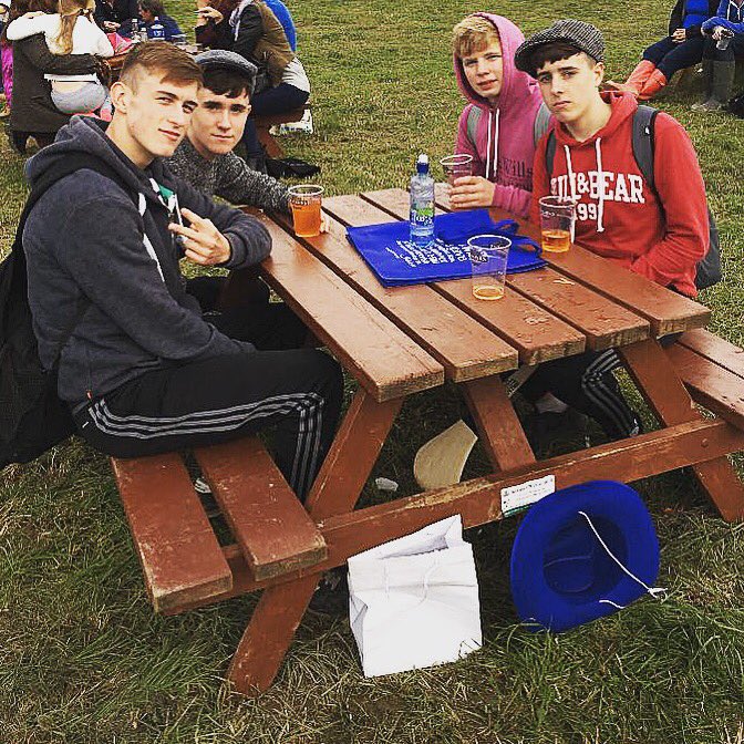ryan_king15's tweet photo. @Tiernan_Butler happy birthday hansum x https://t.co/DE2blooAjq