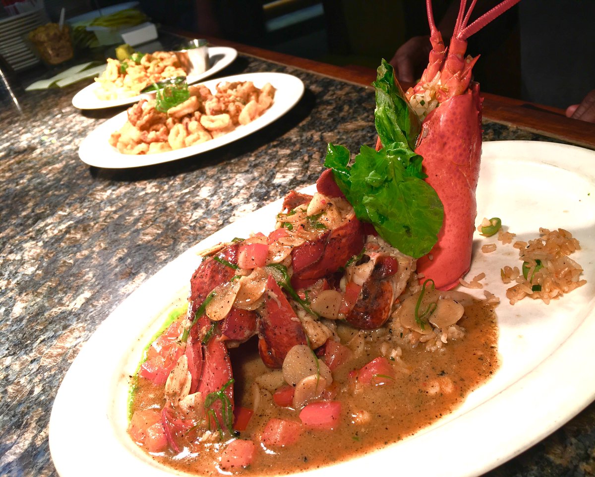 blue_ginger's tweet photo. Our Garlic Black Pepper Lobster and Calamari- some of the last of the night! @mingtsai https://t.co/r37maz0olh
