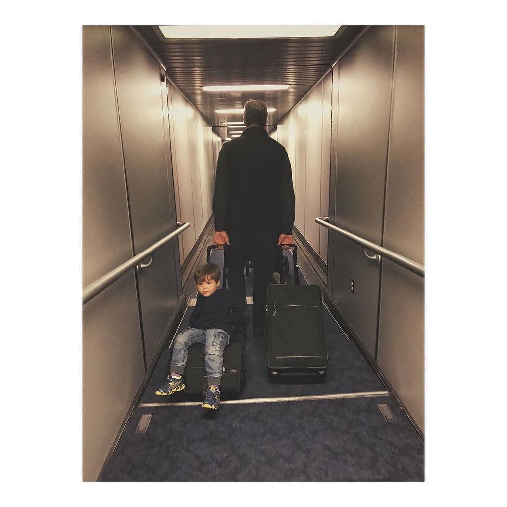 JackieSayet's tweet photo. Engine problems, mechanical triage, fancy footwork with @americanair phone and gate agents and 3 hours later, I'm … https://t.co/wL1yC4hiaa https://t.co/5dfIThy3Zh