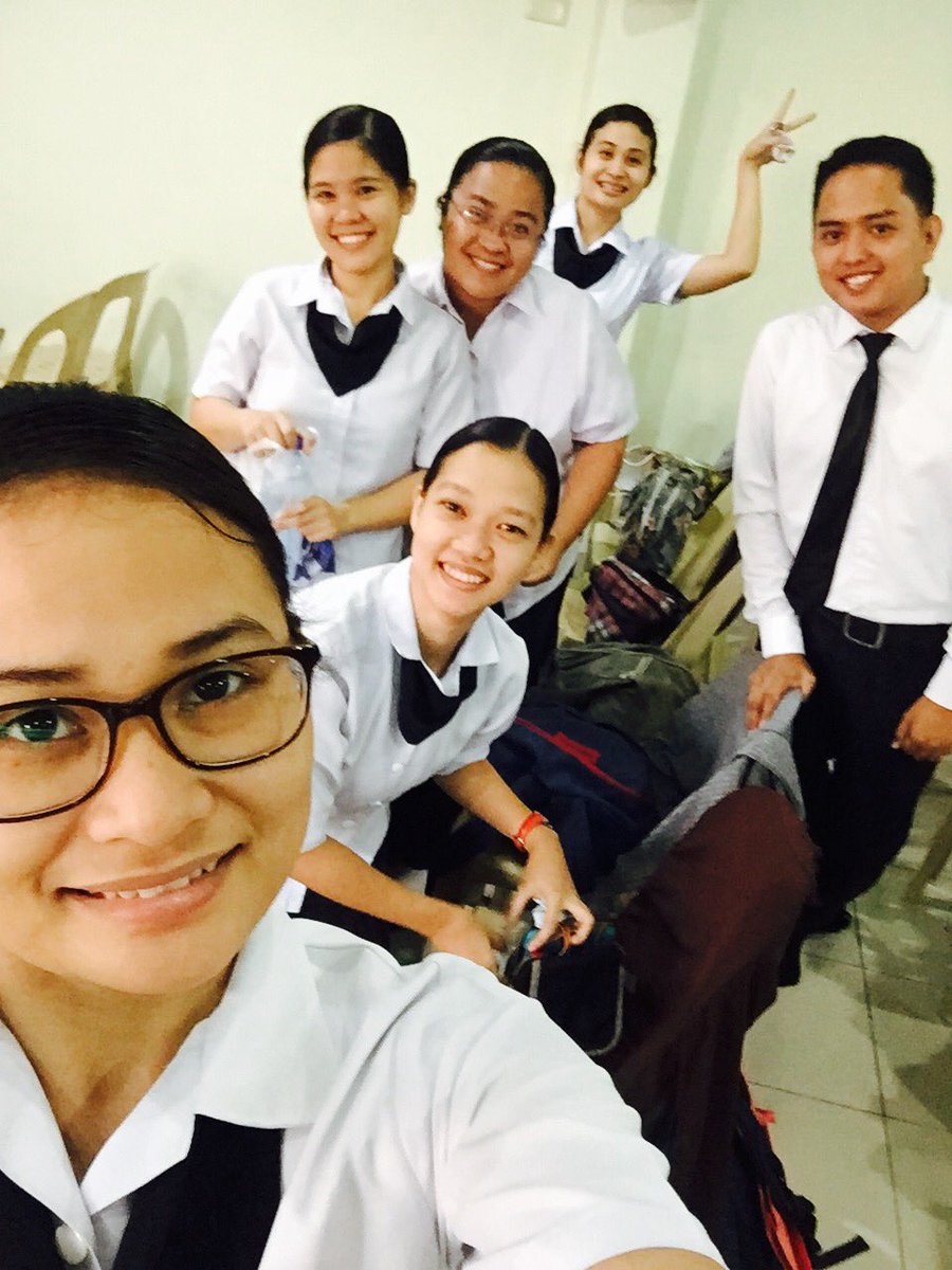 leizelalcantara's tweet photo. @Lokal ng Sta. Rosa 
Happy PBB! #TrueFaithMCGI https://t.co/PVB3uWTPoJ