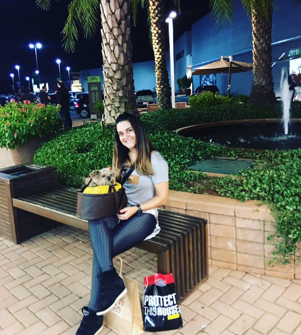katiavitale's tweet photo. Sábado delicia com minha linda Mel ❤️e o Maridão ❤️ https://t.co/BW24IXetaq