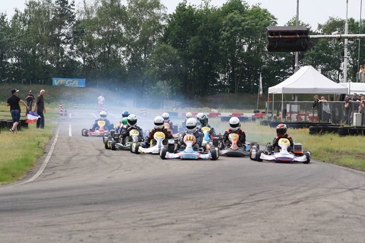 Markdg73's tweet photo. Met 3 #overwinningen uit 3 wedstrijden is #Calvindegroot uit @HoornNH leider in het #NK 2takt #RotaxMax @NABKARTING https://t.co/WQs75Yp07c