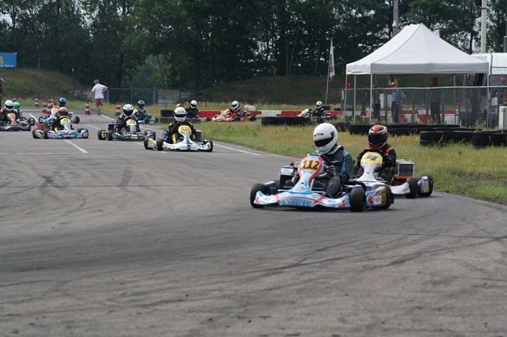 Markdg73's tweet photo. Met 3 #overwinningen uit 3 wedstrijden is #Calvindegroot uit @HoornNH leider in het #NK 2takt #RotaxMax @NABKARTING https://t.co/WQs75Yp07c