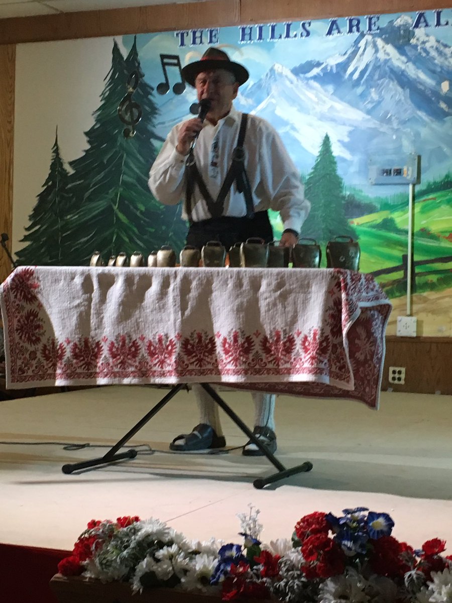 MoMosaic2017's tweet photo. And now the Austrian Pavilion for some Weinerschnitzle, potato salad and some great entertainment! https://t.co/hzYY3SWMUN