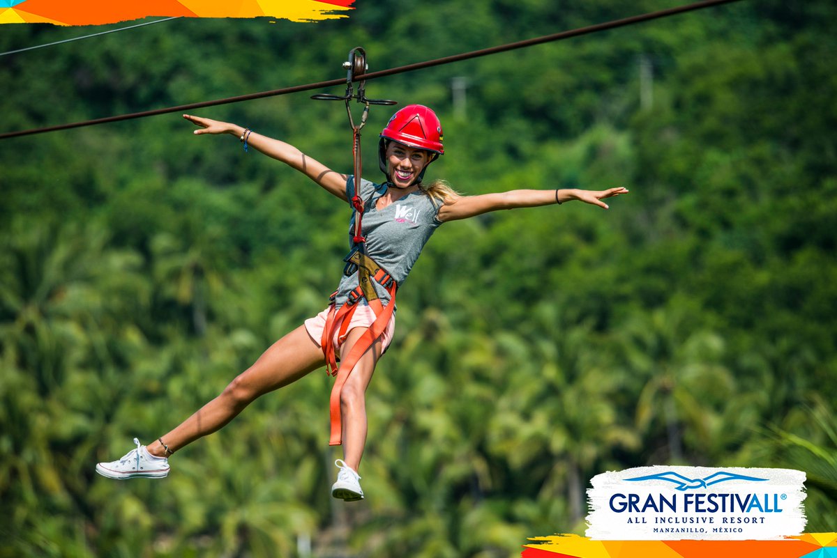 Gran_Festivall's tweet photo. Vive la adrenalina de nuestra tirolesa con más de 550 mts de distancia y la vista panorámica hacia el hotel y la bahía de Manzanillo. https://t.co/G9j4S4xw3i