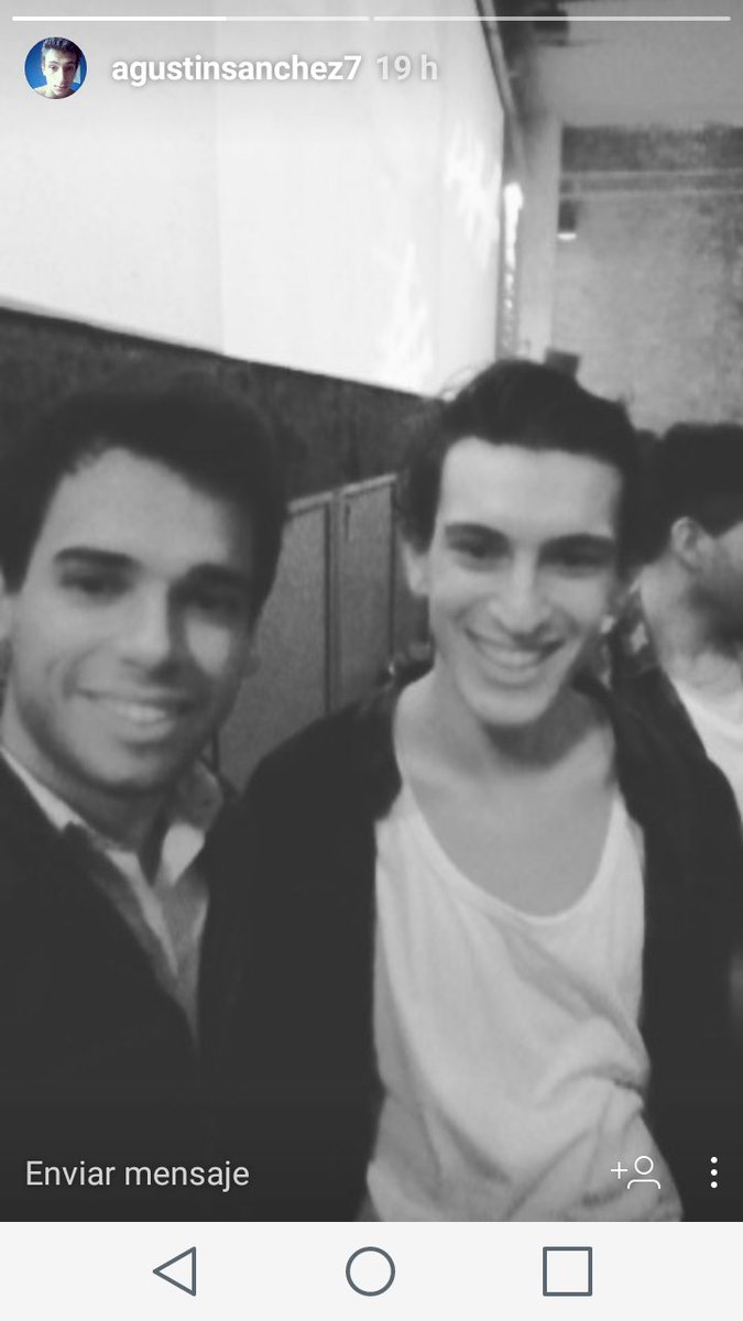 Stella64391046's tweet photo. Mati en el ig de su amigo Agustín😄 https://t.co/DkD42tte36