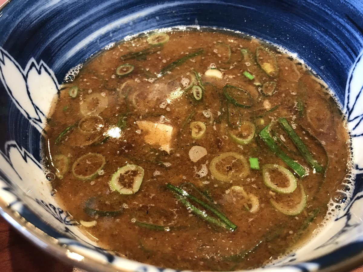 쫌좀벌레 tweet media