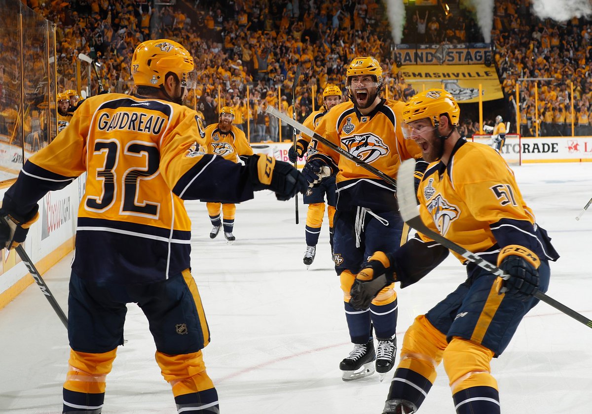 mkeadmirals's tweet photo. How fun was that?!?! Let's do it again on Monday night! 🙌 https://t.co/jXHts2w6In