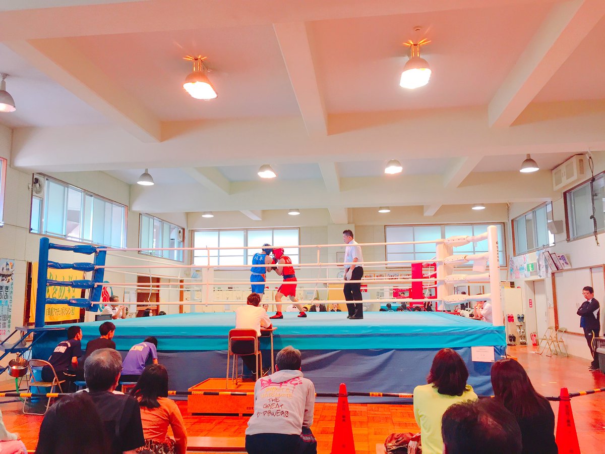 K20161103M's tweet photo. 2~4日は国体予選でした👐
女子はないけど応援してきました！

キャプテンをはじめ、先輩方かっこよかったです😎👊
インハイ予選、国体予選引き続き頑張ってください👍
今日はお疲れ様でした！
そしておめでとうございます！🌸 https://t.co/d4XtQPElY2