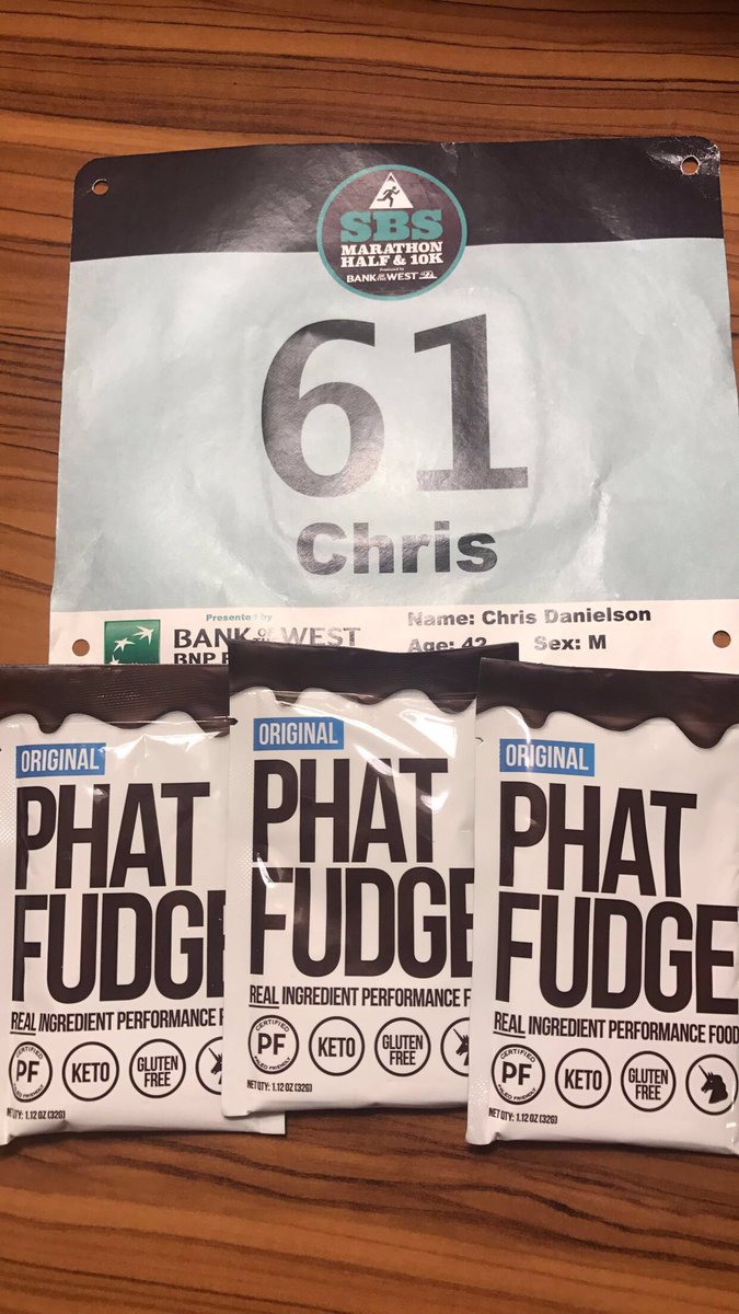 HustleHut's tweet image. All ready for the morning... #steamboatmarathon @phatfudge #fuelwithfat