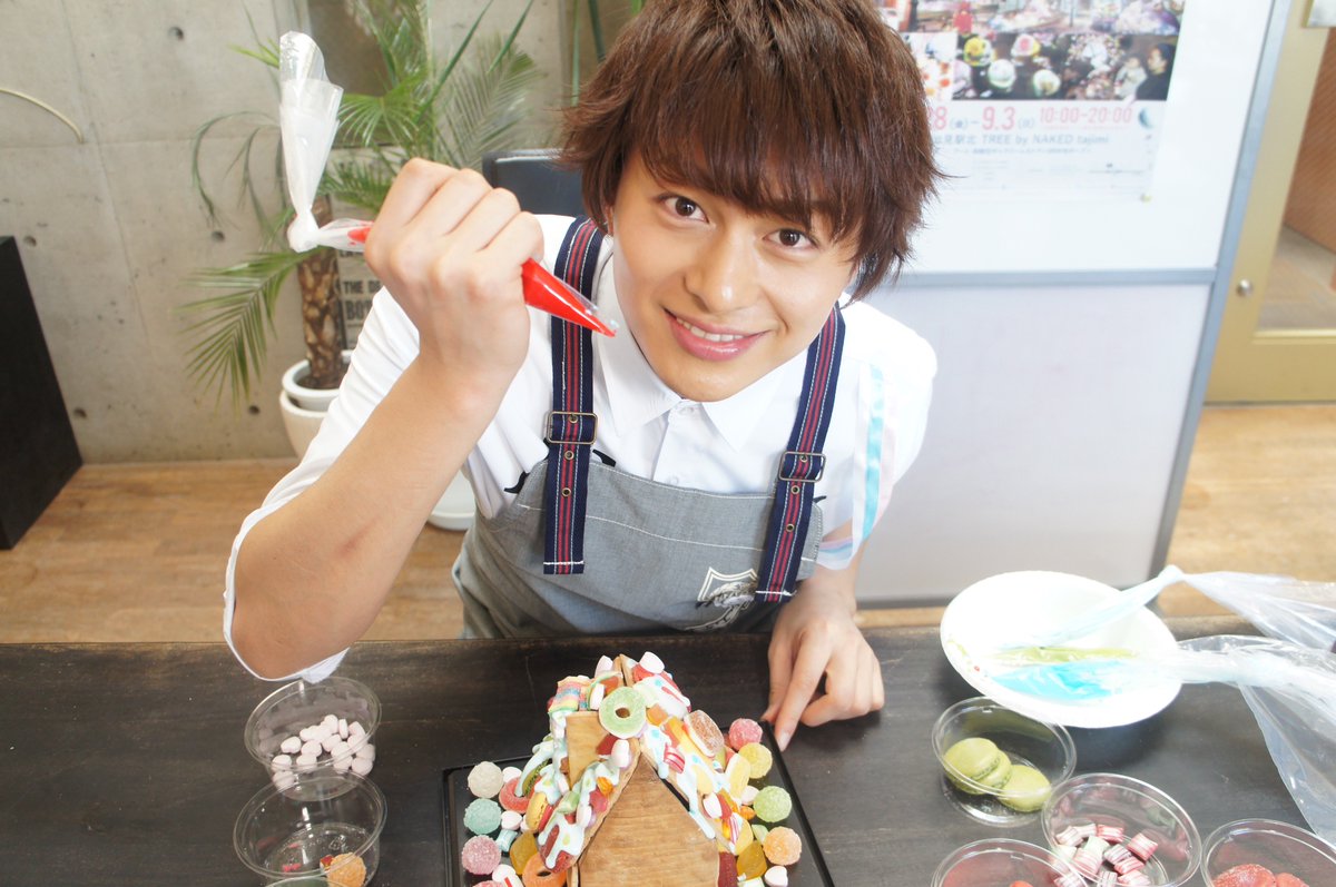 Llp Chimera Pa Twitter 多治見で開催中のsweets By Naked ボイメンの小林豊さんに応援サポーターを務めていただいています 小林豊さんには本物のお菓子でできている お菓子の家 を作っていただきました ぜひ会場にて探して見てください ボイメン 小林豊 ゆー