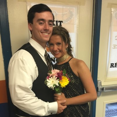 maggiereisel's tweet photo. #NewProfilePic https://t.co/9mCYzC3yR4