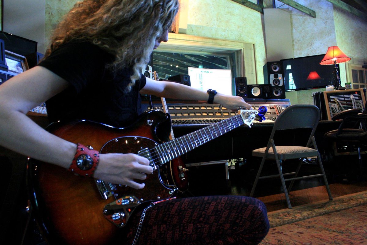 morelikemeband's tweet photo. Day three in the studio was vocals...and more guitar of course!! @LattitudeStudio @SterlingbyMM @ernieball @alvarez_guitars @VPicks https://t.co/1D1AXp7vds