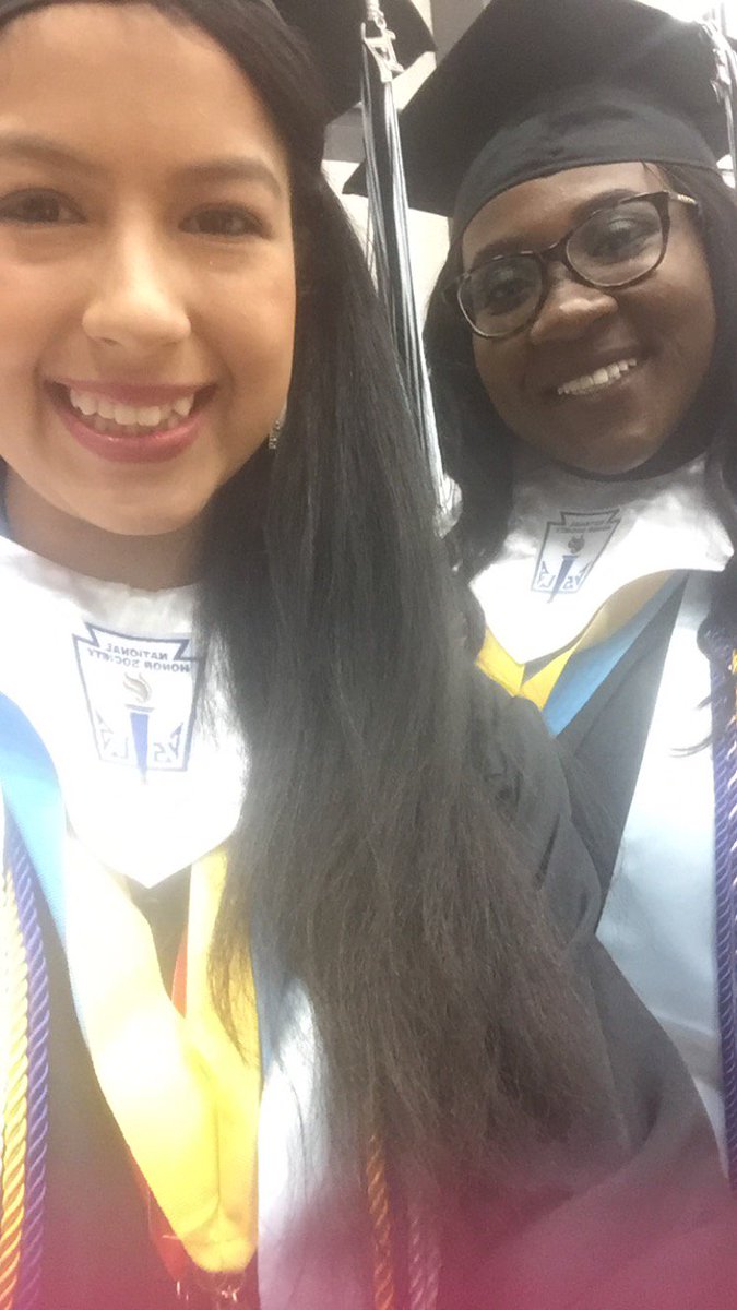 seguin2017's tweet photo. Mary and I LOVED running this account! Thanks for being so amazing! Our class is going to do great things in the future! We love y'all! https://t.co/UJKc180Rv3