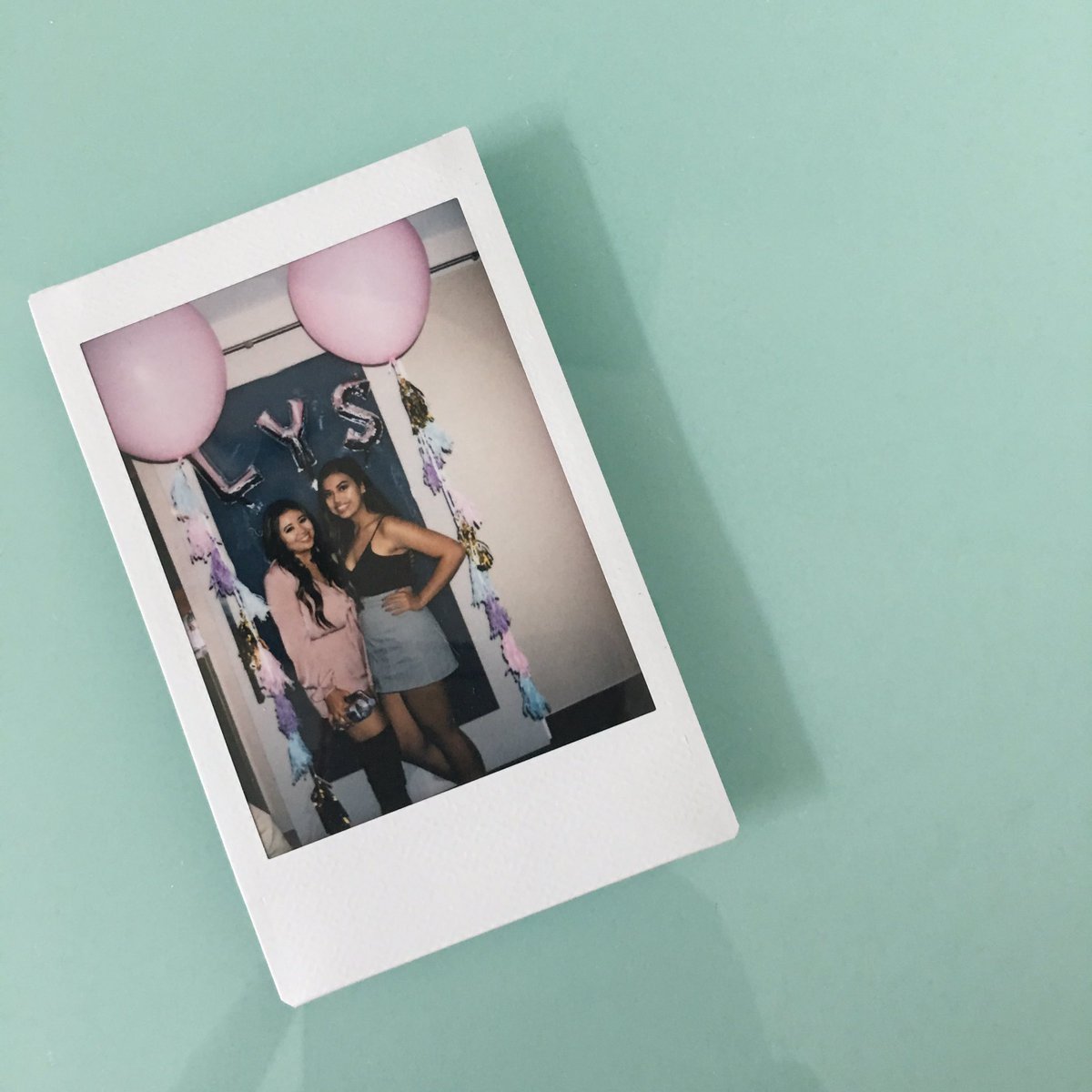 _allysanicole's tweet photo. 🍻💘 https://t.co/UME9DT8An4