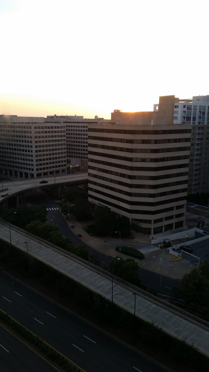 The1datsRoyal's tweet photo. Almost beat the sun in..... #dmvnights https://t.co/yXAR0ToAos