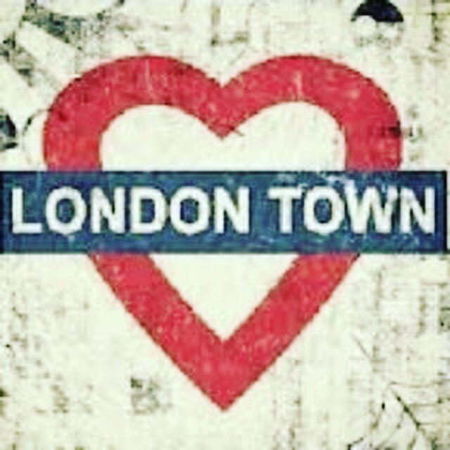 AneekaV's tweet photo. Love LDN Town. Born and bred and will never live in dread ❤️ #ldntown https://t.co/5cxfZ3jvB0