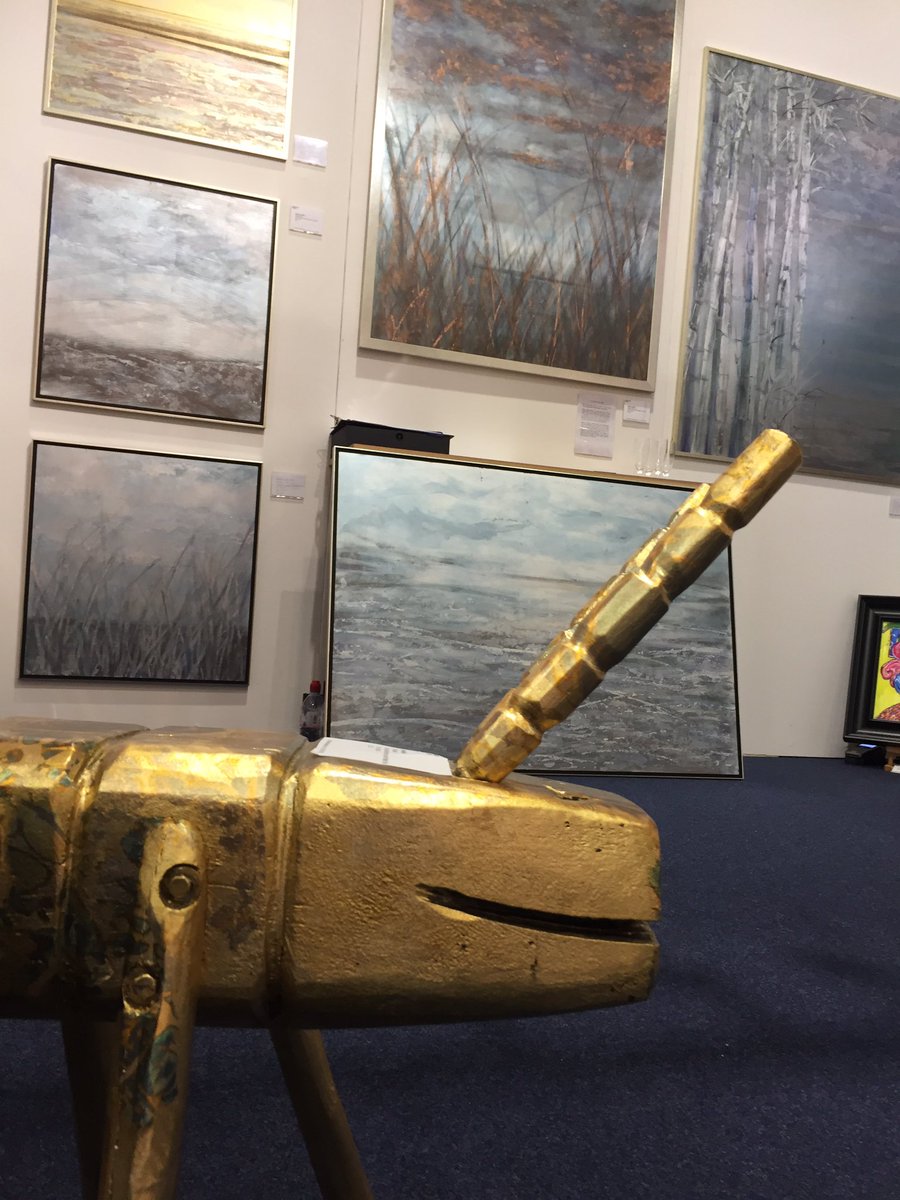 DBakerGallery's tweet photo. Attention lovely people of Sevenoaks! We bring you fantastic #affordableart ,bubbles and #Pimms at the @IntArtFair until 5pm today! #artfair https://t.co/H2xIB8Ywqm