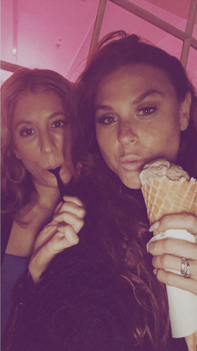 AliJacaruso's tweet photo. If you were ice cream 🍦 you'd be my fave flavor @AmandaLauren #saturdaze #podcasters #alified #mygirl @saltandstraw https://t.co/9172yTxcxB