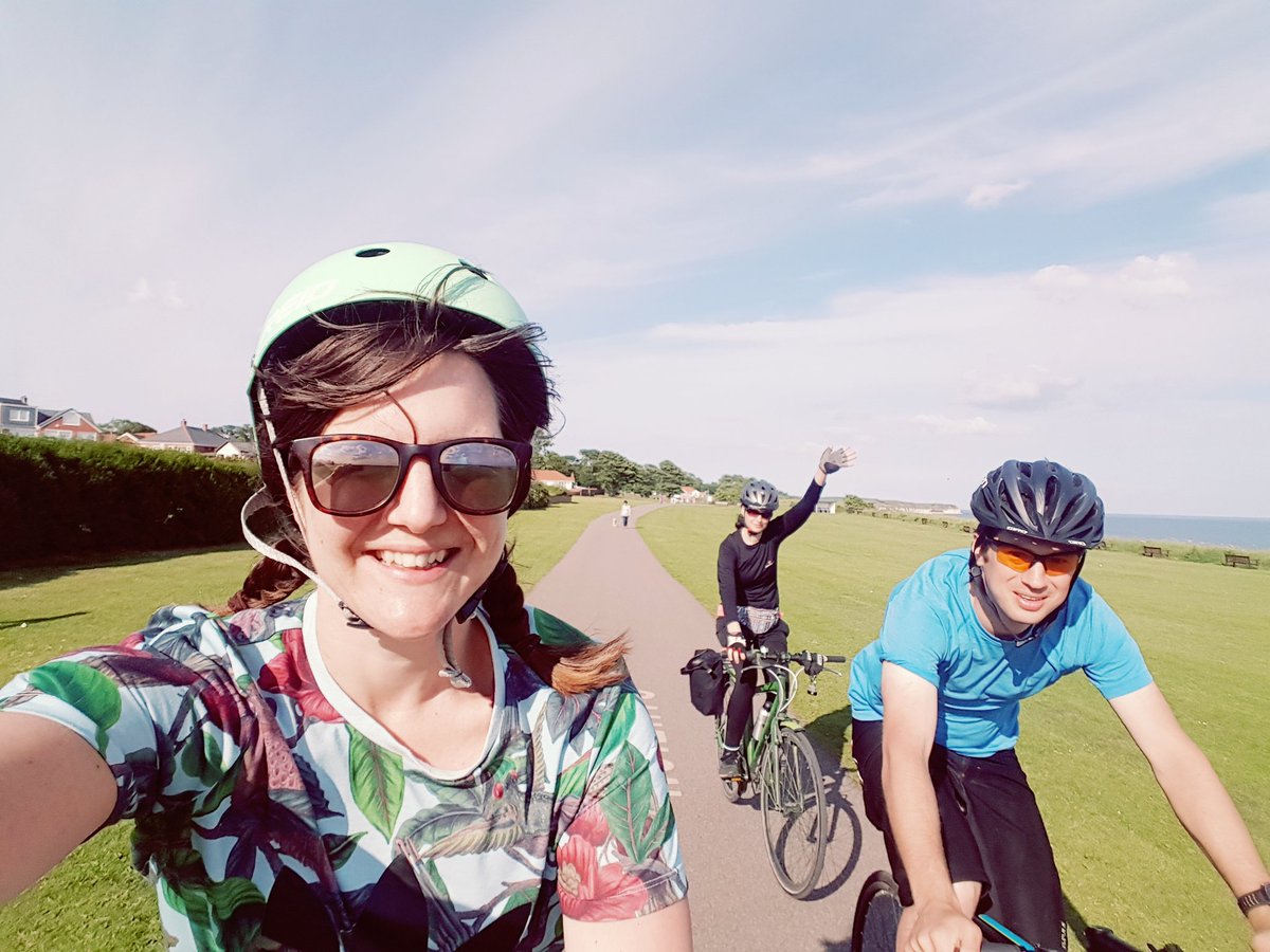 belhewitt's tweet photo. Fantastic sunny weekend cycling the #Yorkshire Wolds with the @mapaction  crew! https://t.co/Oiy7TctRrU