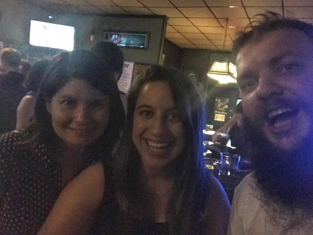 werlkjh's tweet photo. #BialystockPub #TouchTunesTV #LadiesAndGentOfBialystock #PrivacyWhatsThat https://t.co/7hfPeNDj8Z