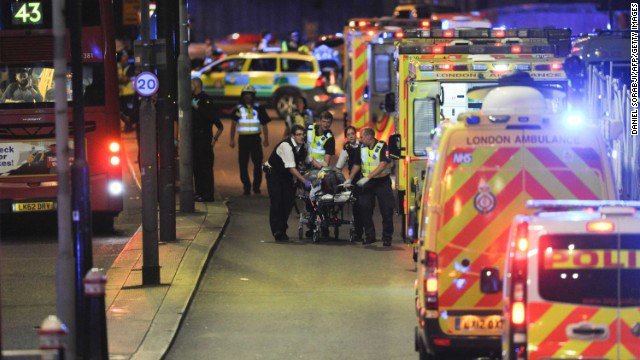 cnnbrk's tweet image. 48 people taken to hospitals after London terror attack, emergency workers say. 6 people were killed in the attack cnn.it/2rEQeIY