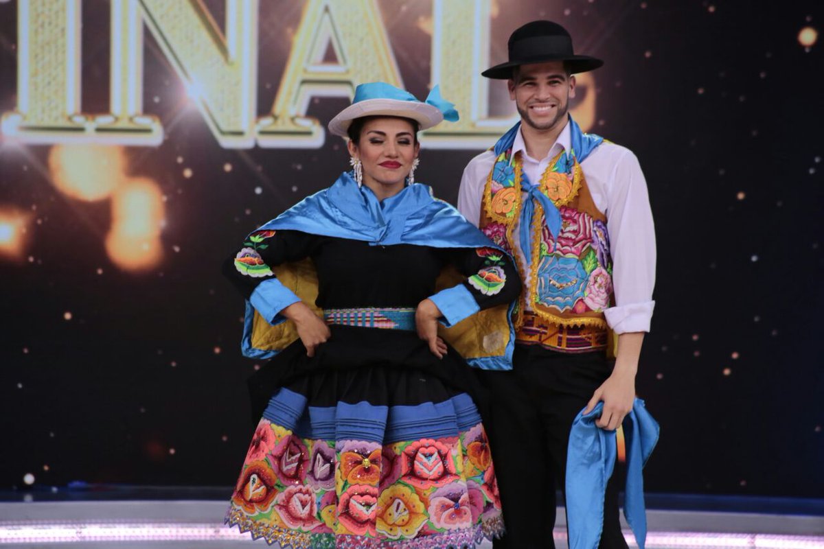 ELRATINGMANDA's tweet photo. Ganadora indiscutible @DianaSanchez_04 #DianaYMaylorTeamGanadorDeEGS @ELGRANSHOW_Peru  felicidades https://t.co/FZWgZWwnOM