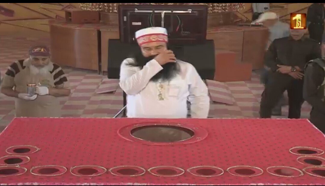 Insan8408's tweet image. Enjoyed A Lot #LiveSatsang Sohne Rehbar @Gurmeetramrahim G
Millions of Thnx 4True Guidelines
Feeling Refreshed😘😘
#FunTimeWithFDD @InsanSumit