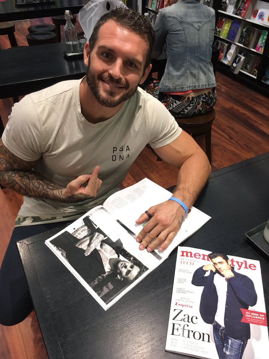 dan_dc_conn's tweet photo. Thanks @mensstylemag for putting me in the mix of #menofinfluence2017 with such a great group of blokes! https://t.co/HR8UV7zIr6