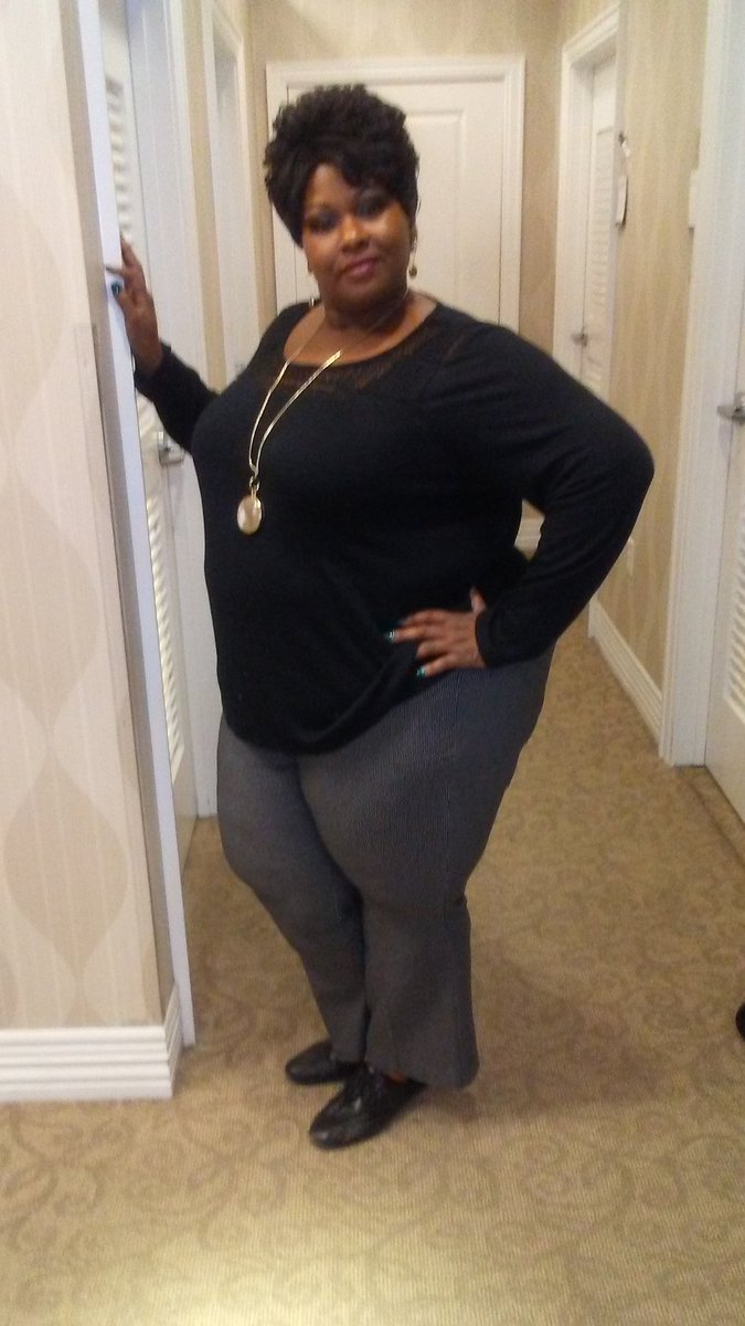 1hottcommodity's tweet photo. #thisbody
#lballday
#lovemycurves
#honeynotes https://t.co/hzosQEKCwg