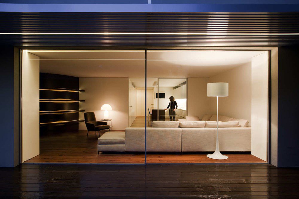 myhouseidea's tweet photo. House Built Into The City by Fran Silvestre Arquitectos https://t.co/lU7Bxtn1Jm https://t.co/apjnKpwrZm