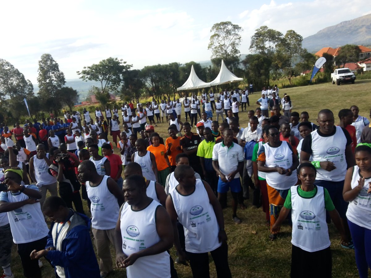 nemaug's tweet photo. The 2017 Edition of the #EnvironmentRun is underway in Ibanda ahead of World Environment Day. #Run4Trees #WED2017Ug https://t.co/77mZXlNXHm