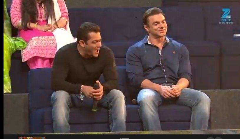 inshaammu's tweet photo. @SohailKhan says
#DilDeewana is song ki khaas baat yh hai ki Kabutar apni jgah se nhi uthaππ
#TubelightOnSaReGaMaPa #MagicalEpisode https://t.co/YksBvwmPeU