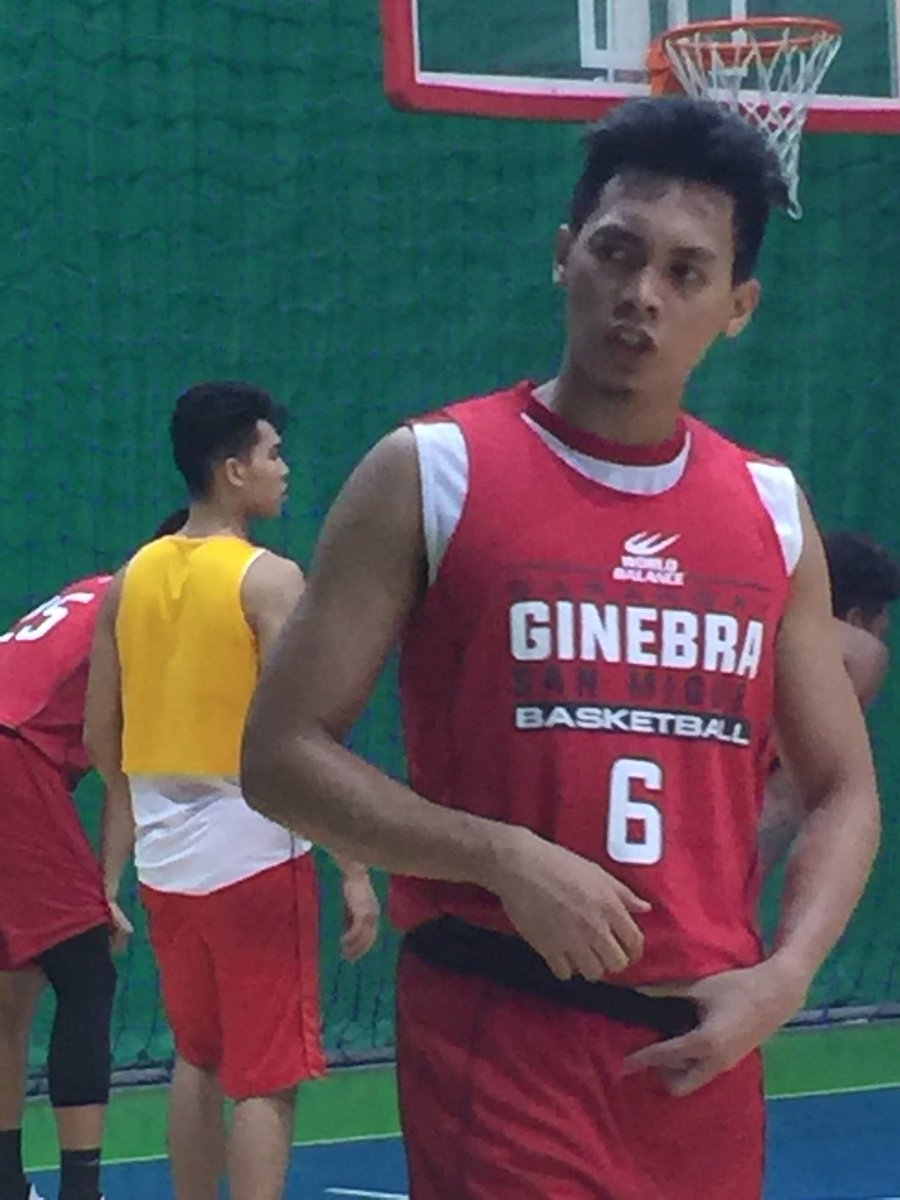dbuzzketball's tweet photo. @ScotThompson06 at practice today https://t.co/IVICOjsetg