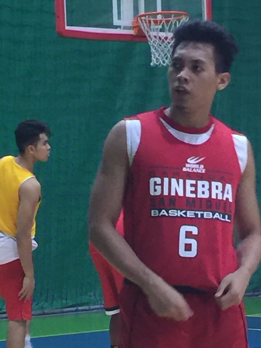 dbuzzketball's tweet photo. @ScotThompson06 at practice today https://t.co/IVICOjsetg