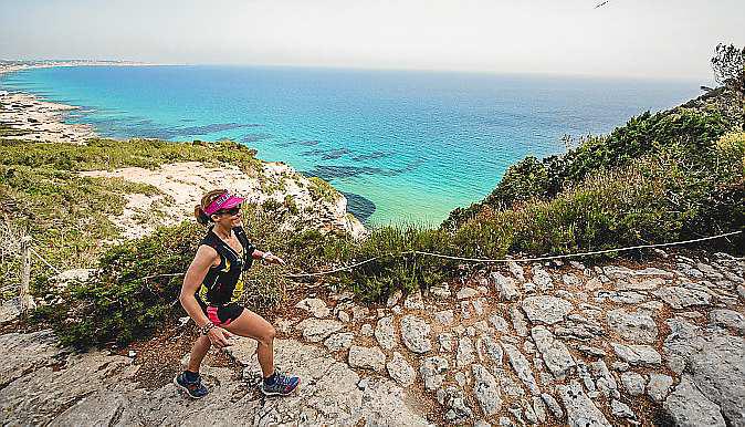 periodicibiza's tweet photo. Iommi y Carrara, reyes de #Formentera @tomisanchez #FormenteraToRun
> https://t.co/BmJARe4y0w https://t.co/XFTXBErA7H