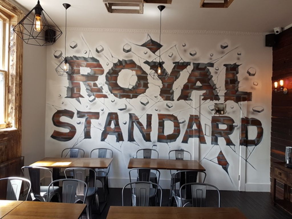 SouthLondonClub's tweet photo. .@TRSDeptford Bar And Restaurant In #Deptford
10% off food with a @southlondonclub card
https://t.co/KGsHS9uhz8
#shoplocal #se8 https://t.co/P0AntnEgxx
