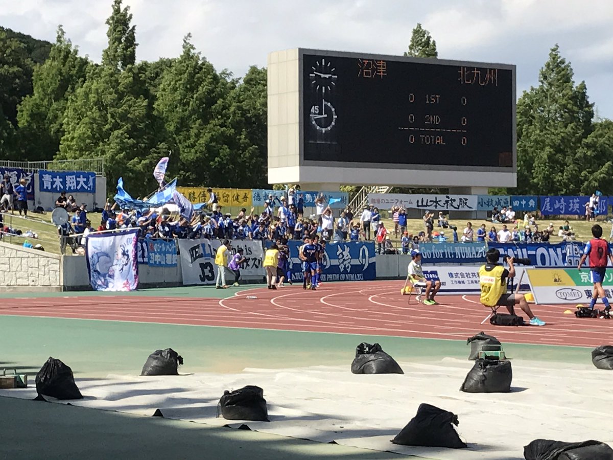 azulclaro1990's tweet photo. 明治安田生命Ｊ３リーグ 第１１節
ギラヴァンツ北九州 戦

1-０
WIN!

88分 １４番 白石 智之 (アシスト １０番 青木 翔大)

暑い中、スタジアムへ足を運んでいただき、全力の応援ありがとうございました

#��力アスル
#アスルクラロ沼津 https://t.co/5pzDTm73G9